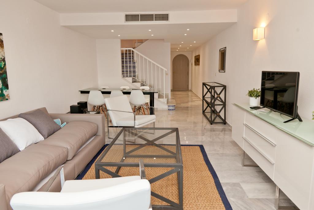 Holiday Home Clarisa Estepona Buitenkant foto